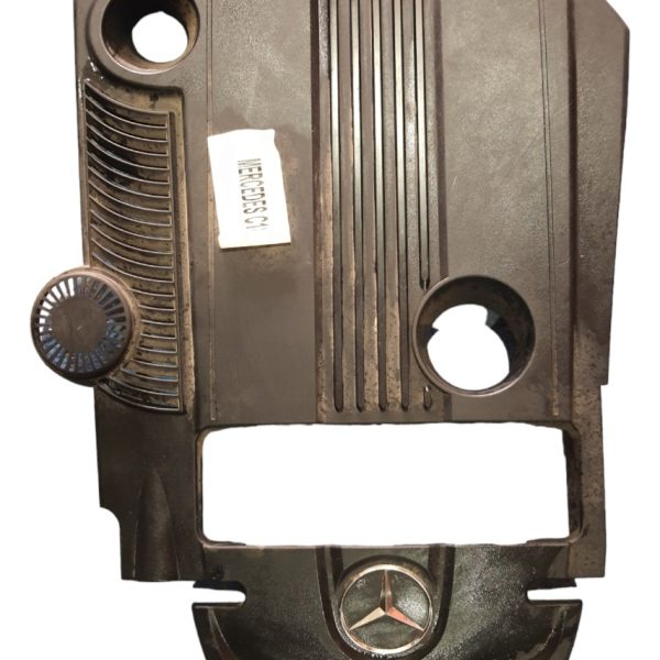 Tapa Cubre Motor Mercedes Benz C180 Año 2011 Usado