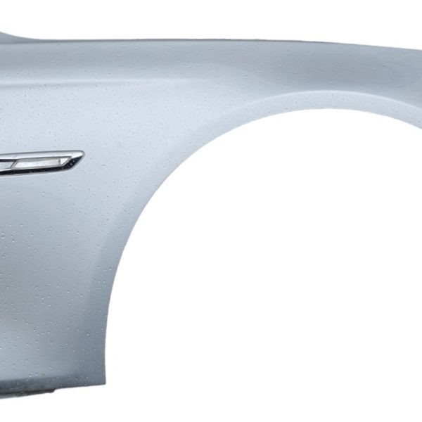Tapabarro Rh Bmw 528 F10 Original Usado Material Aluminio