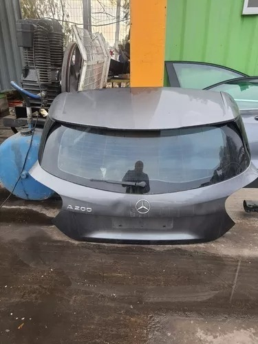 Portalón Mercedes Benz A200 Año 2013 Completo