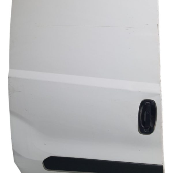 Puerta Fiat Doblo 2020 Lateral Derecha Usada Impecable