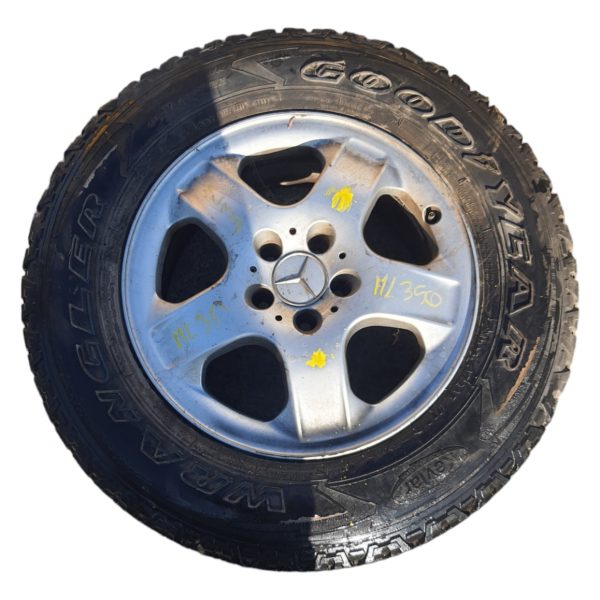 Llanta Mercedes Benz Ml350 Añ 2006 Neumatico 245/70r17 Usado